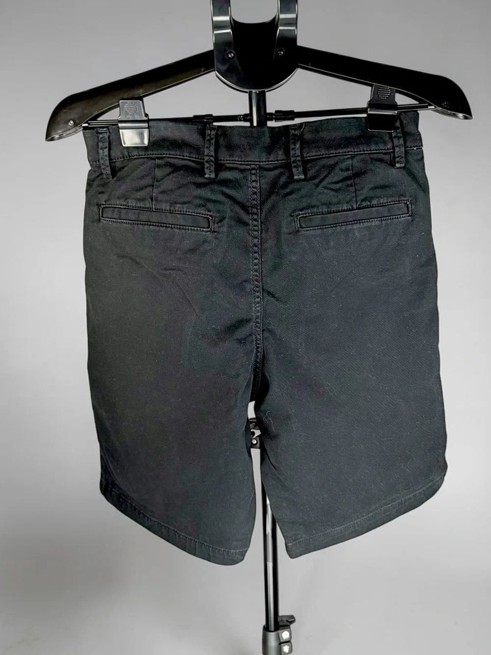 GAP Essential Khaki 9